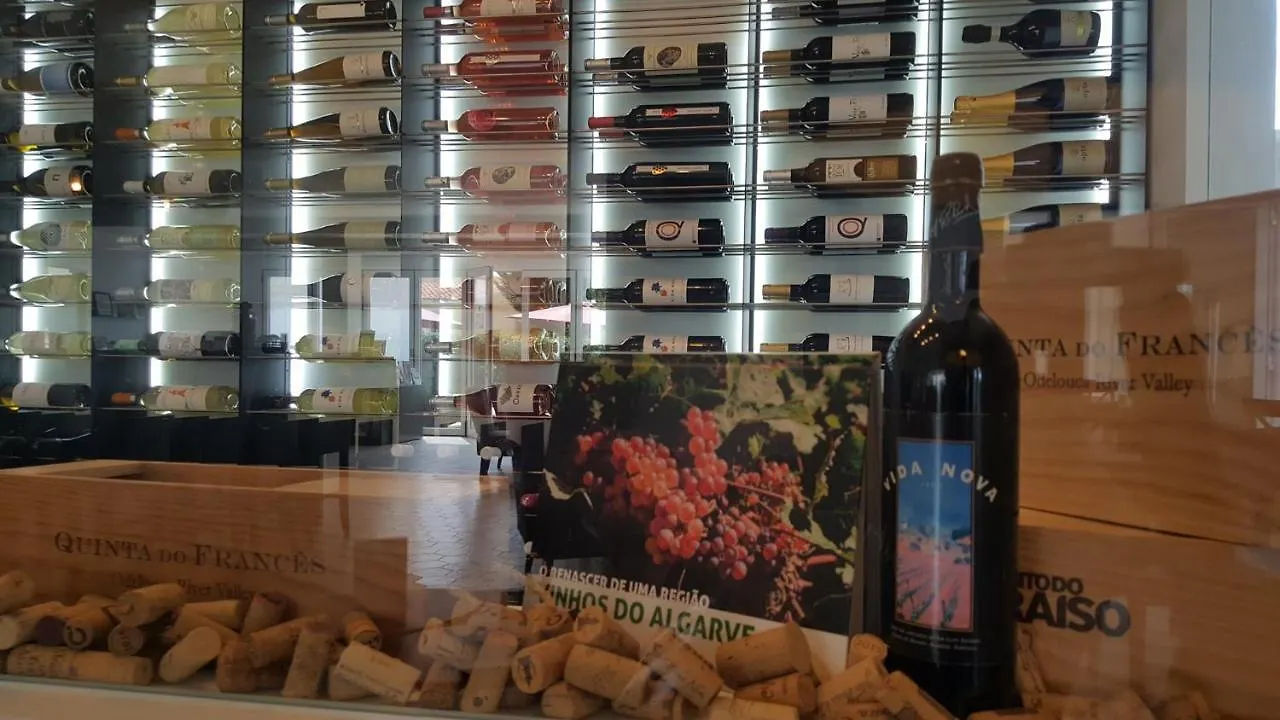 Casa Bela Moura, Boutique Hotel&Wine Porches  Hotel
